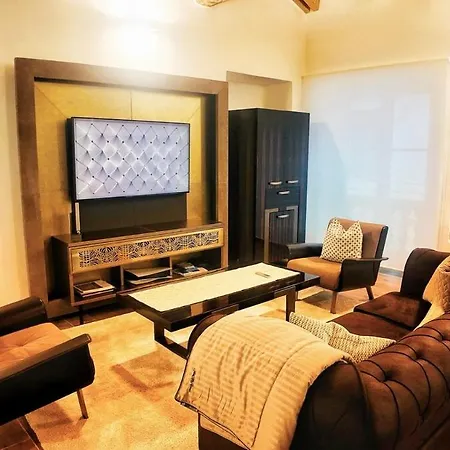 Daire Bellasole Majesty La Spezia