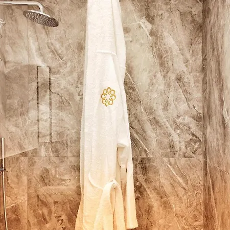 Apartamento Bellasole Majesty *
